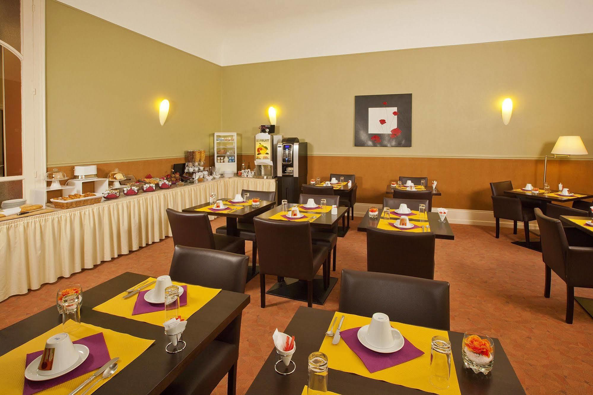 Hotels & Residences - Les Thermes Luxeuil-les-Bains Exterior photo